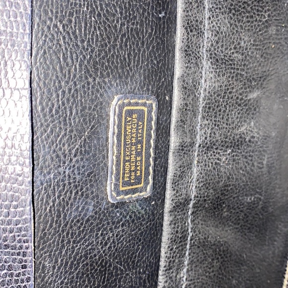 Iconic Fendi - Picture 10 of 11